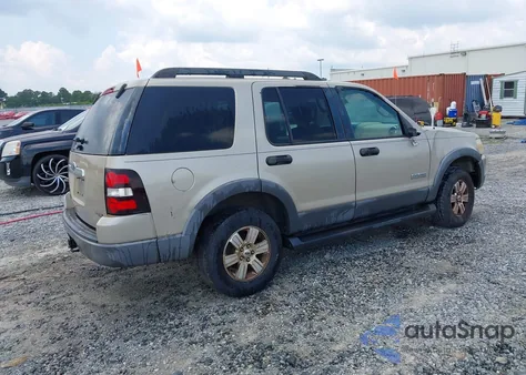 2006 Ford Explorer Xlt z USA, uszkodzony, nr VIN 1FMEU63816UA59540